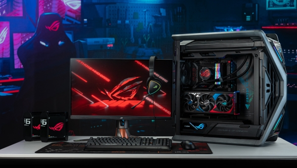 ASUS Republic of Gamers annuncia il case gaming full tower  ROG Hyperion GR701